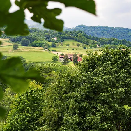Masari Casa Rossa Vineyard *